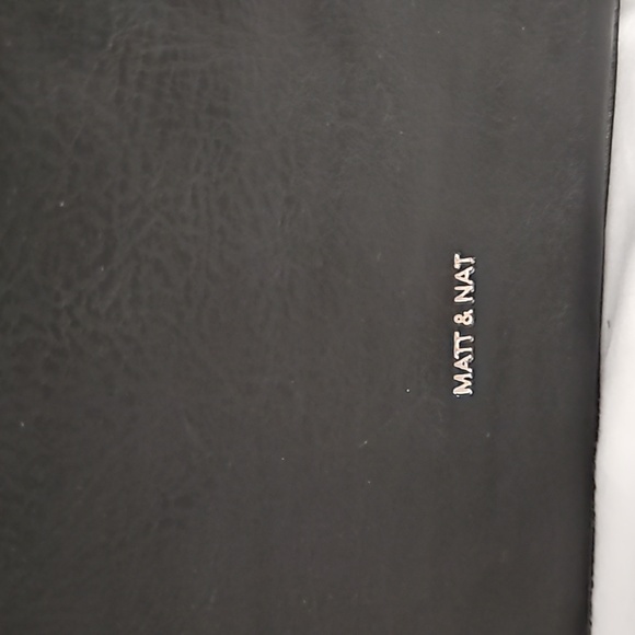 Matt And Nat Vegan Leather Taha Satchel Handbag - Picture 3 of 9